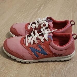 New Balance size 7 sneakers